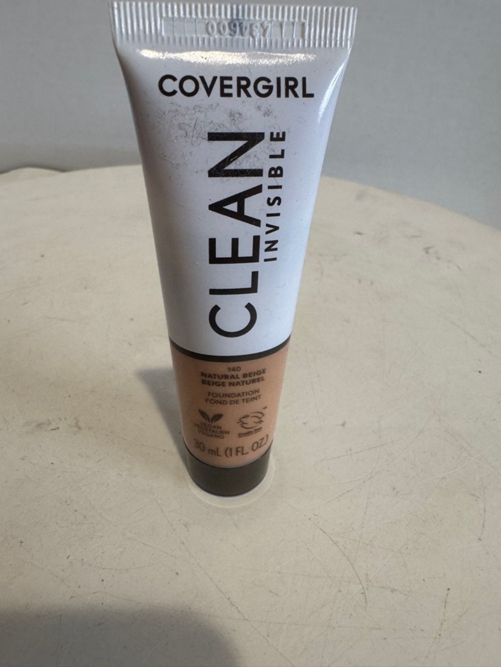 COVERGIRL Clean Invisible Liquid Foundation